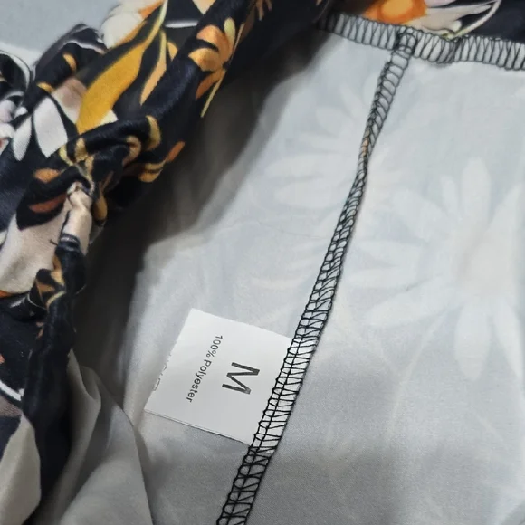 Spooky Skull and Floral Flares - Picture 3 of 6